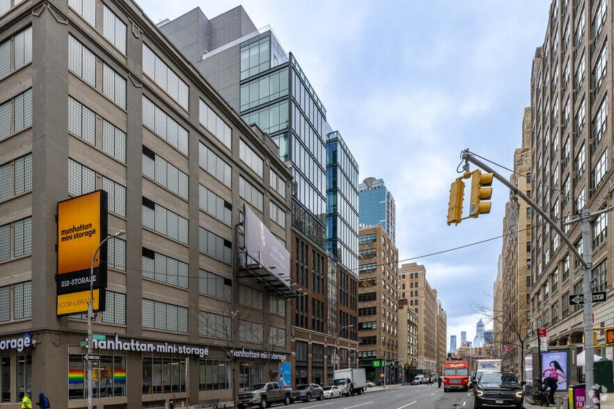 60 Charlton St, New York, NY à louer - Photo de l’immeuble – Image 2 sur 5