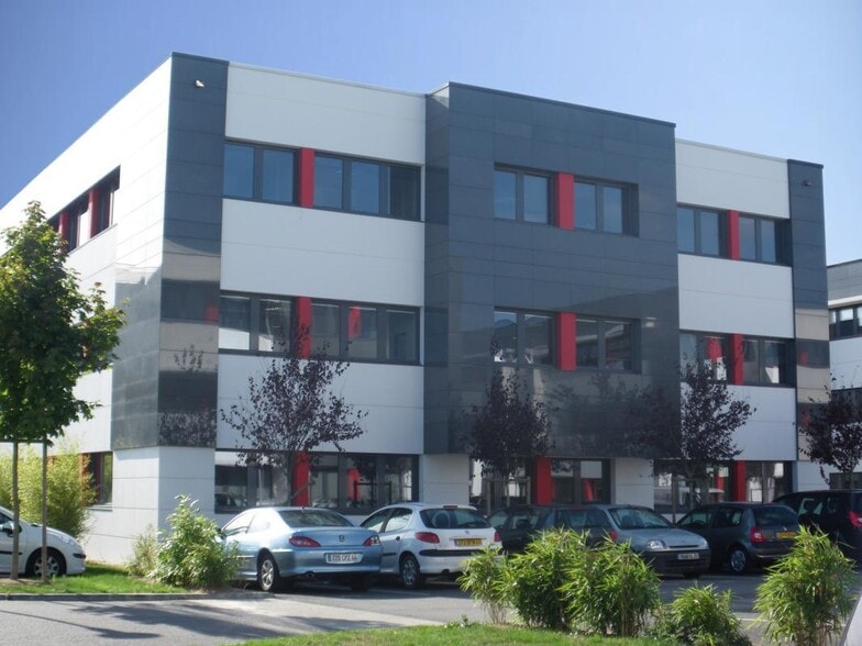 275 Boulevard Marcel Paul, Saint-Herblain à louer - Photo de l’immeuble – Image 1 sur 5