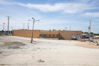 801 Forest Ave, Kansas City, MO à louer Photo intérieure– Image 1 sur 7