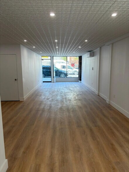 1411 Bedford Ave, Brooklyn, NY à louer - Photo de l’immeuble – Image 2 sur 3