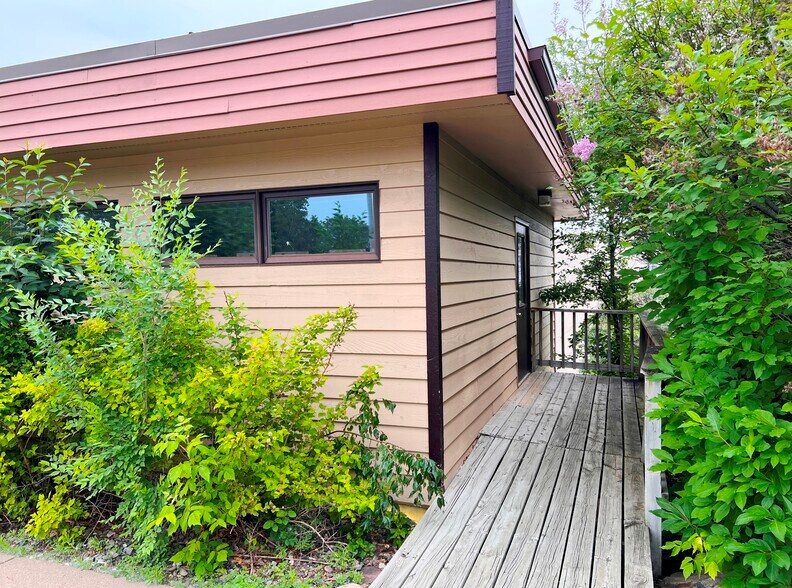 516 NW 6th St, Brainerd, MN à vendre - Photo de l’immeuble – Image 3 sur 26