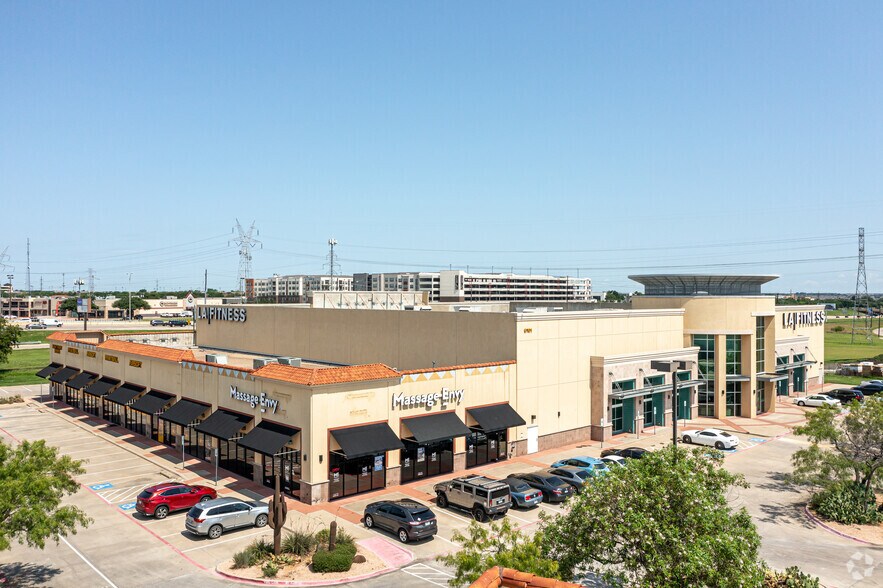 1201 E Spring Creek Pky, Plano, TX à louer - Photo de l’immeuble – Image 2 sur 12
