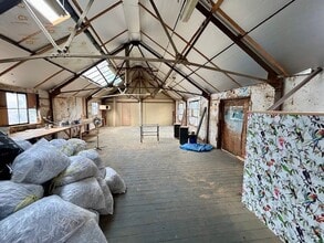 2 Palmers Yard, Newbury à louer Photo intérieure– Image 2 sur 4