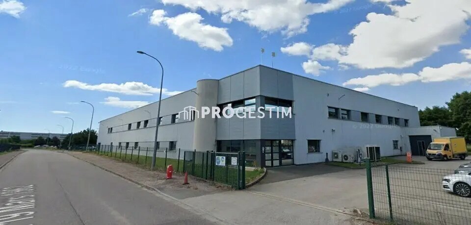 Local d'activités dans Longvic à vendre - Photo de l’immeuble – Image 1 sur 10