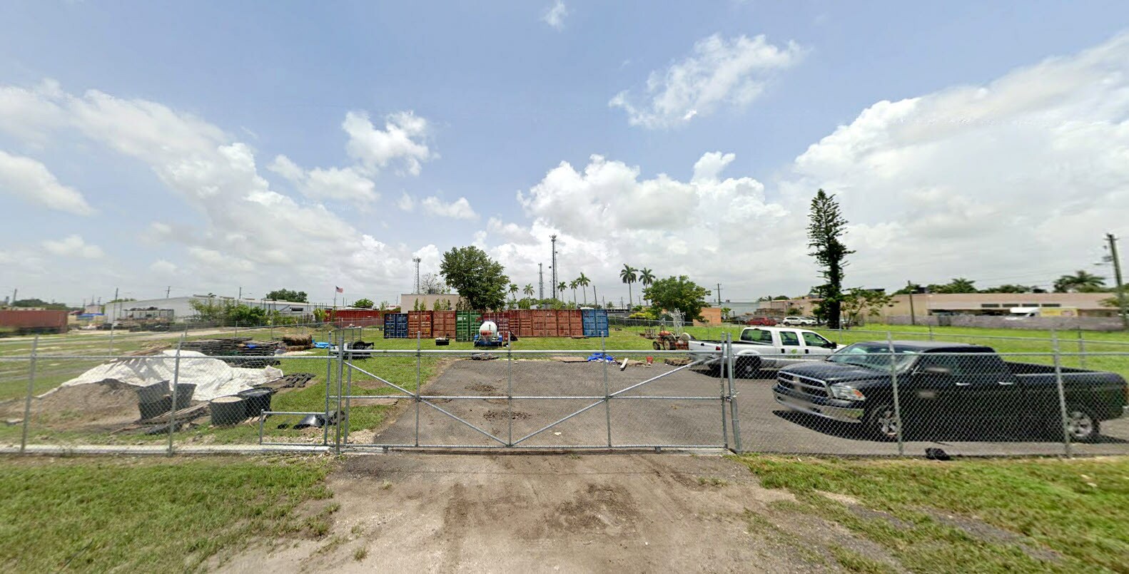122 SW 2nd Ave, Homestead, FL à vendre Photo de l’immeuble– Image 1 sur 10
