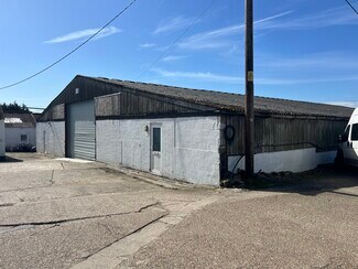 Plus de détails pour Horsham Rd, Horsham - Industriel/Logistique à louer