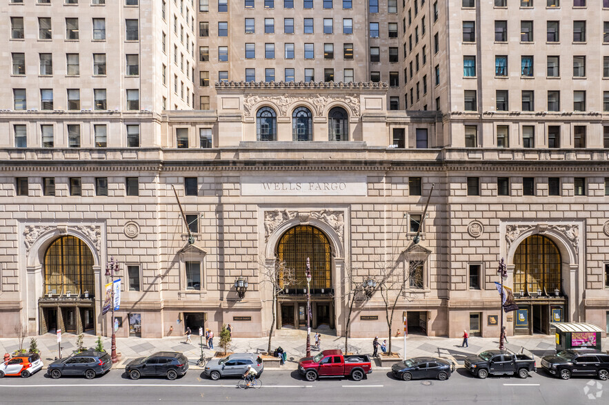 123 S Broad St, Philadelphia, PA à louer - Photo de l’immeuble – Image 3 sur 26