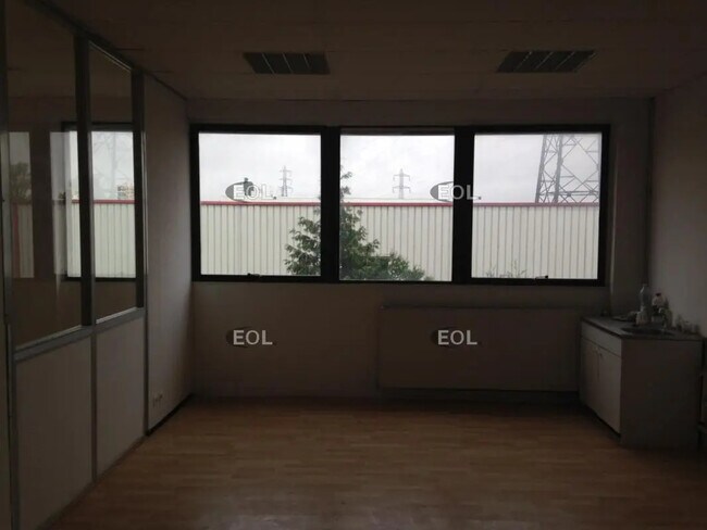 Plus de détails pour 3 Rue Mongolfier, Rosny-sous-Bois - Local d'activités à louer