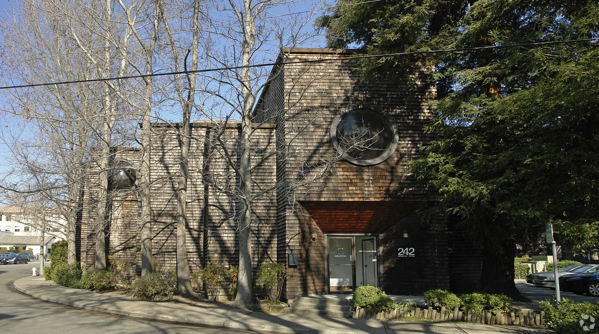 240-242 Lafayette Cir, Lafayette, CA à louer Photo principale– Image 1 sur 7
