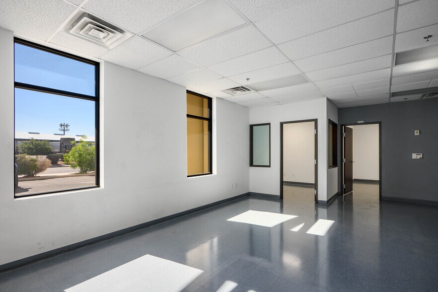 4464 Calimesa St, Las Vegas, NV à louer - Photo intérieure – Image 3 sur 4