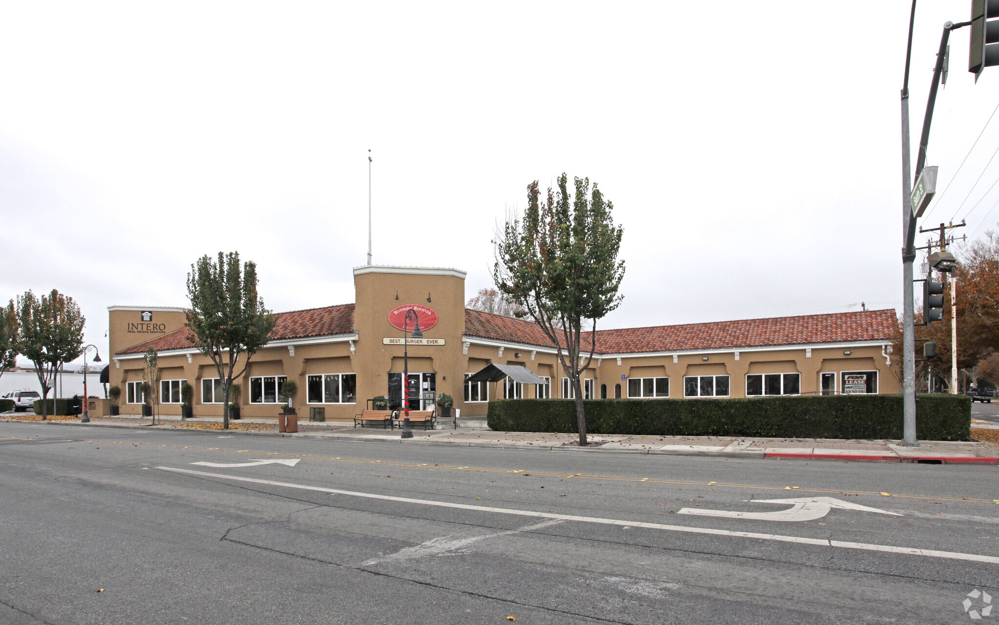 800 San Benito St, Hollister, CA à louer Photo principale– Image 1 sur 5