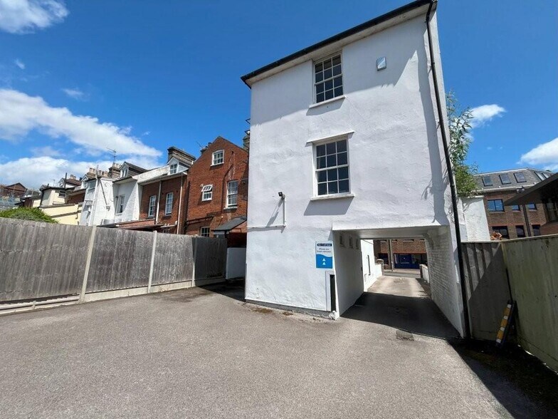21 High St, Ipswich à louer - Photo de l’immeuble – Image 2 sur 3