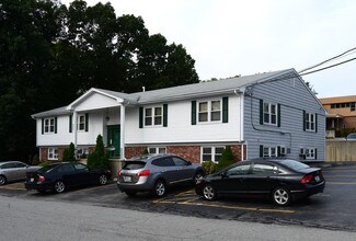 Plus de détails pour 1804 Mineral Spring Ave, Providence, RI - Bureau à louer