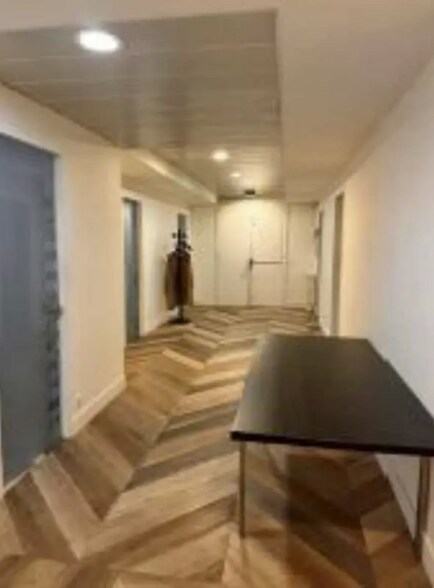 View Photo