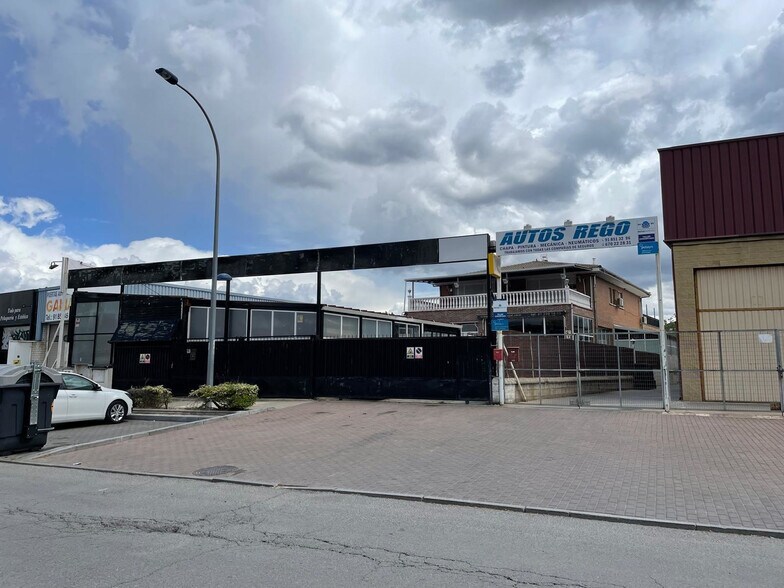 Industriel/Logistique dans Collado Villalba, Madrid à vendre - Photo de l’immeuble – Image 1 sur 6
