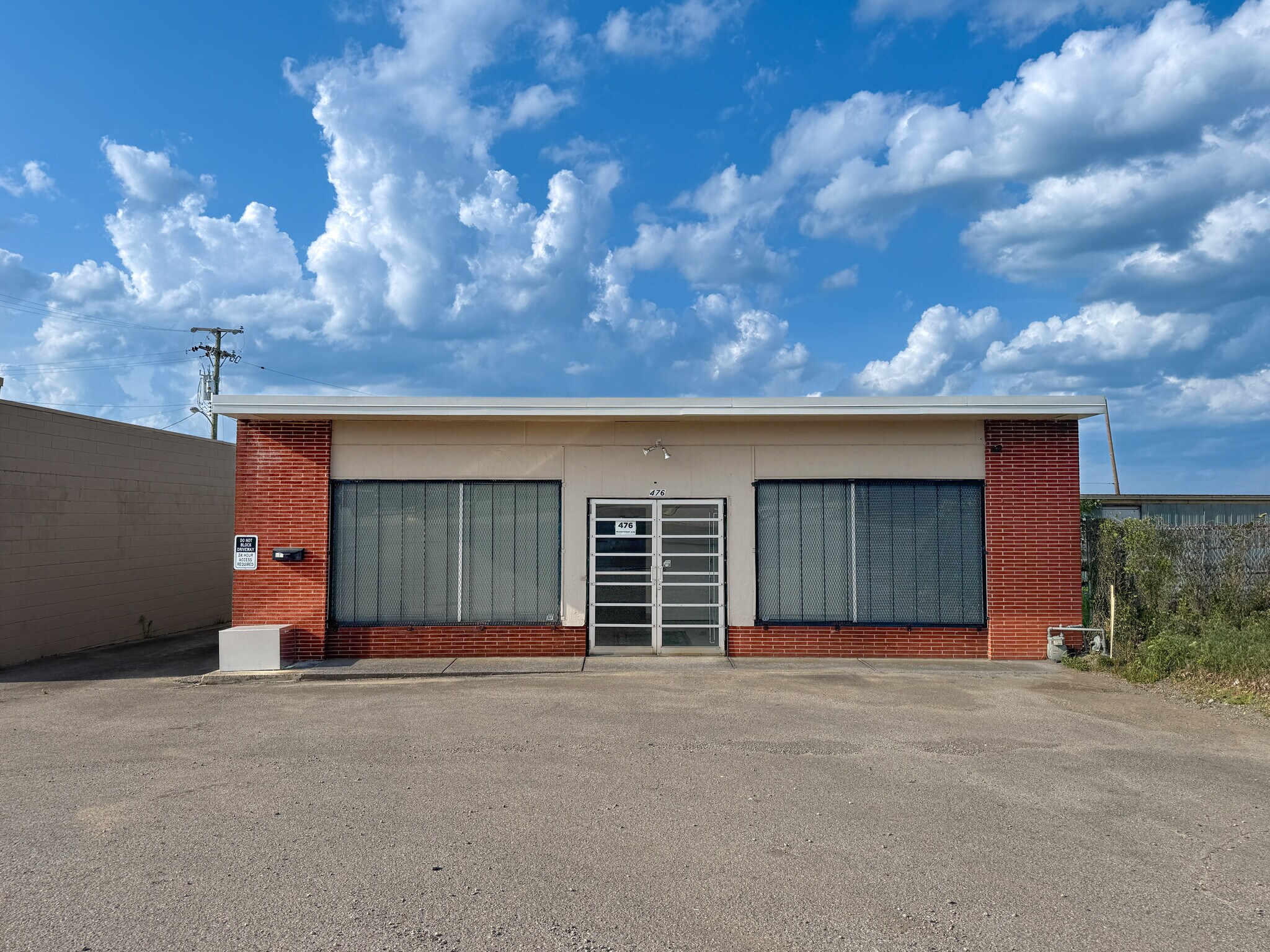 476 Woodycrest Ave, Nashville, TN à louer Photo principale– Image 1 sur 9