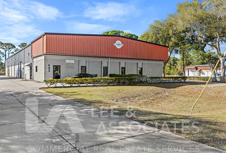485 Gus Hipp Blvd, Rockledge, FL à louer Photo principale– Image 1 sur 9