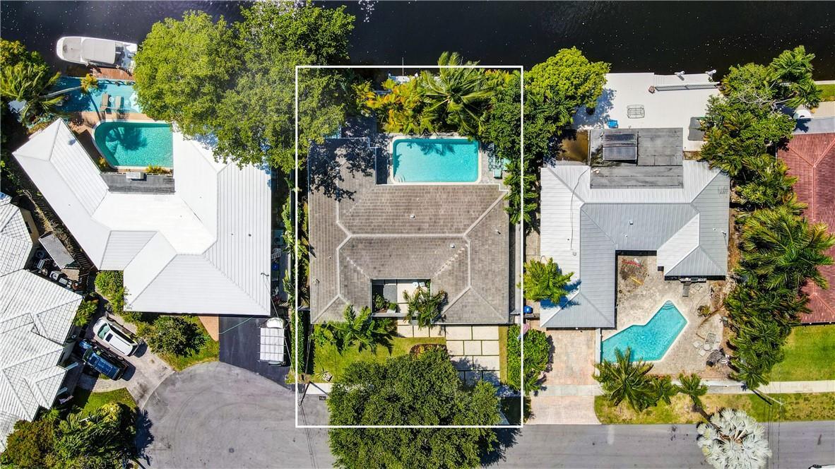 5821 NE 14th Way, Fort Lauderdale, FL à vendre Photo principale– Image 1 sur 20