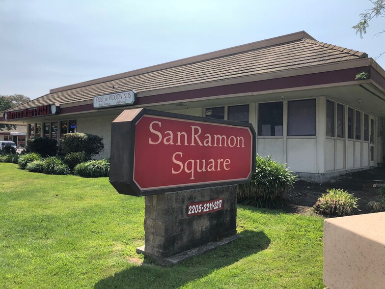 2205-2217 San Ramon Valley Blvd, San Ramon, CA à louer - Photo de l’immeuble – Image 1 sur 6