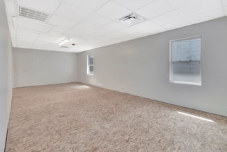 2533-2537 Far Hills Ave, Oakwood Paulding, OH à louer Photo intérieure– Image 2 sur 5