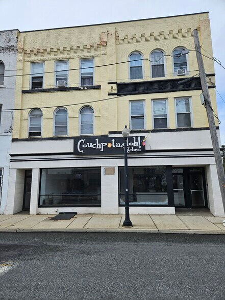 306 Brodhead Ave, Bethlehem, PA à louer - Photo de l’immeuble – Image 1 sur 7