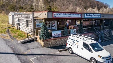 702 Richmond Ave, Staunton, VA à louer Photo de l’immeuble– Image 1 sur 1