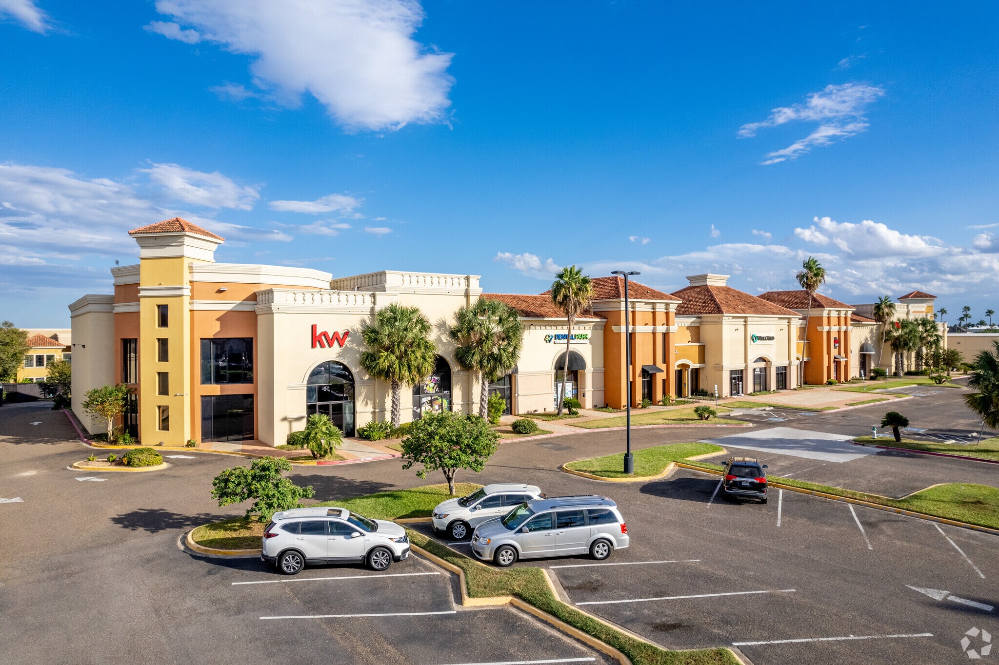 3300-3324 N McColl Rd, McAllen, TX à louer Photo principale– Image 1 sur 9