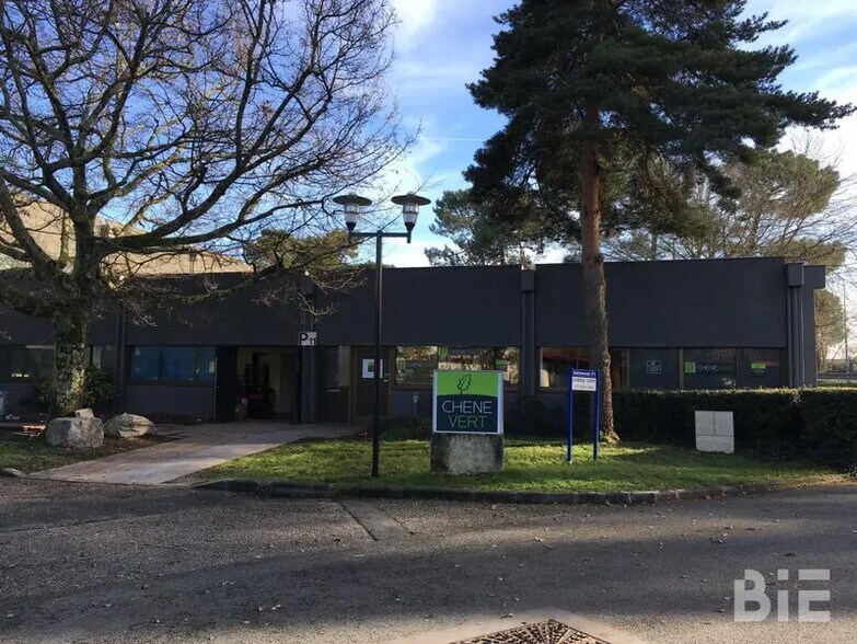 Bureau dans Mérignac à louer - Photo de l’immeuble – Image 1 sur 13