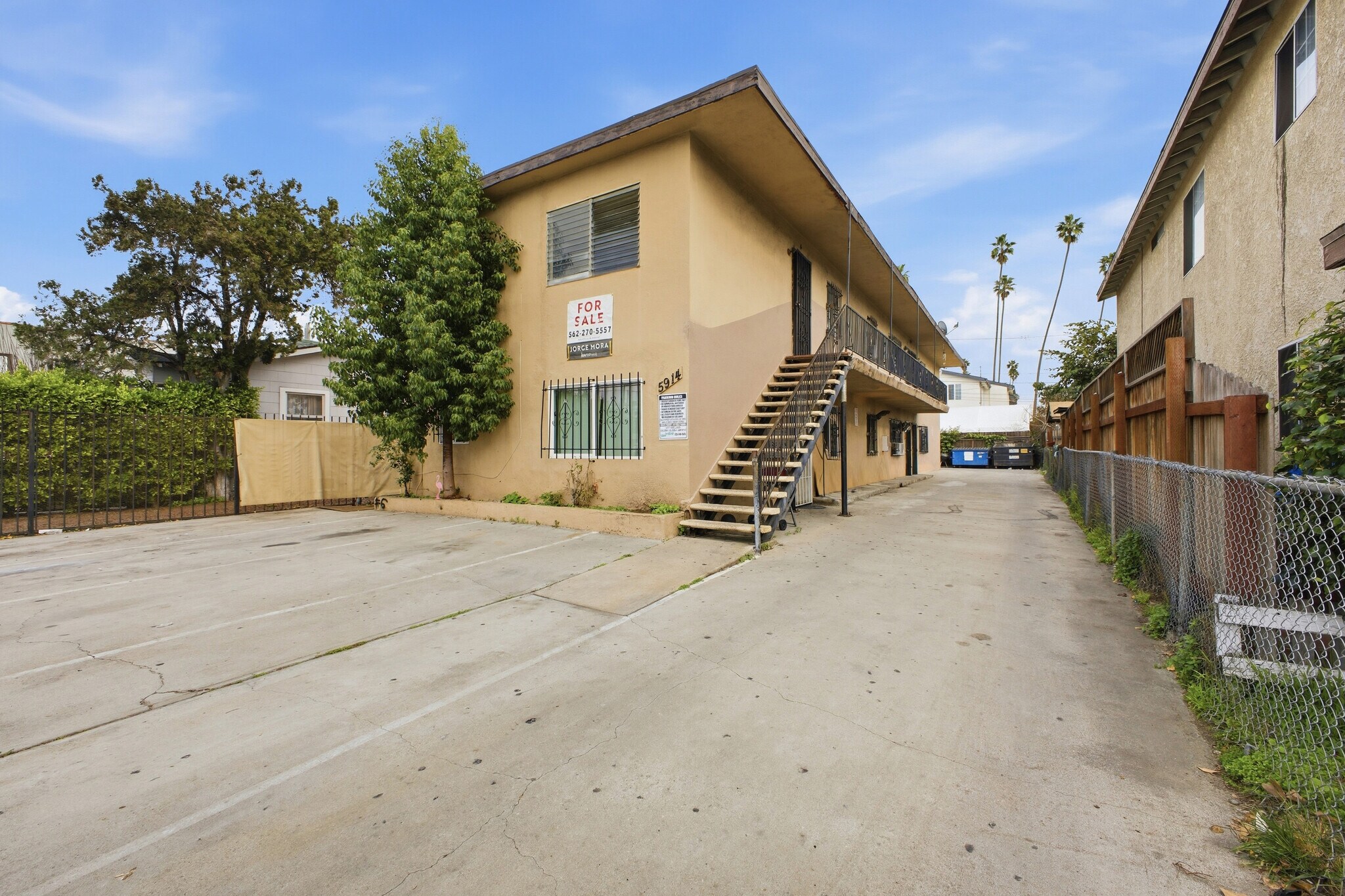 5914 S Hoover St, Los Angeles, CA à vendre Photo principale– Image 1 sur 7