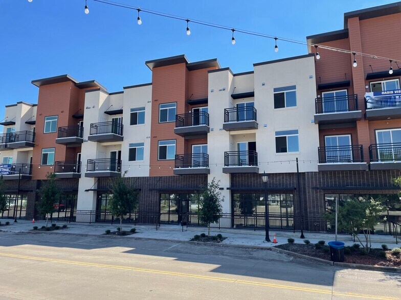 3522 Main St, Rowlett, TX à louer - Photo de l’immeuble – Image 3 sur 6