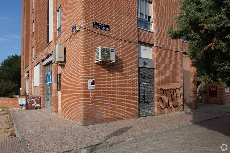Immeuble residentiel dans Madrid, Madrid à vendre - Photo de l’immeuble – Image 3 sur 12