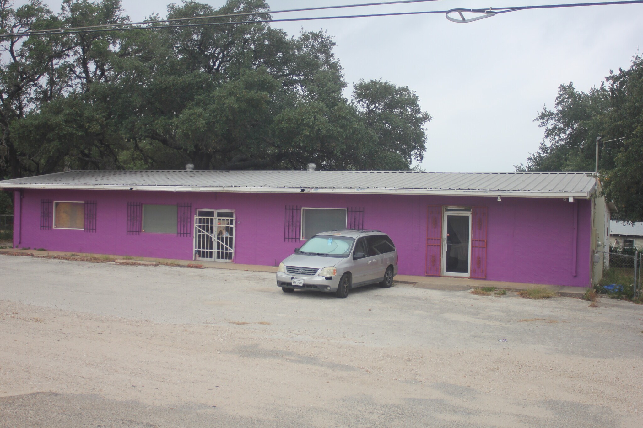 22745 Highway 16 S, Von Ormy, TX à vendre Photo principale– Image 1 sur 14