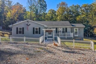 Plus de détails pour 685 Henry W Miller Blvd, Paw Paw, WV - Local commercial à vendre