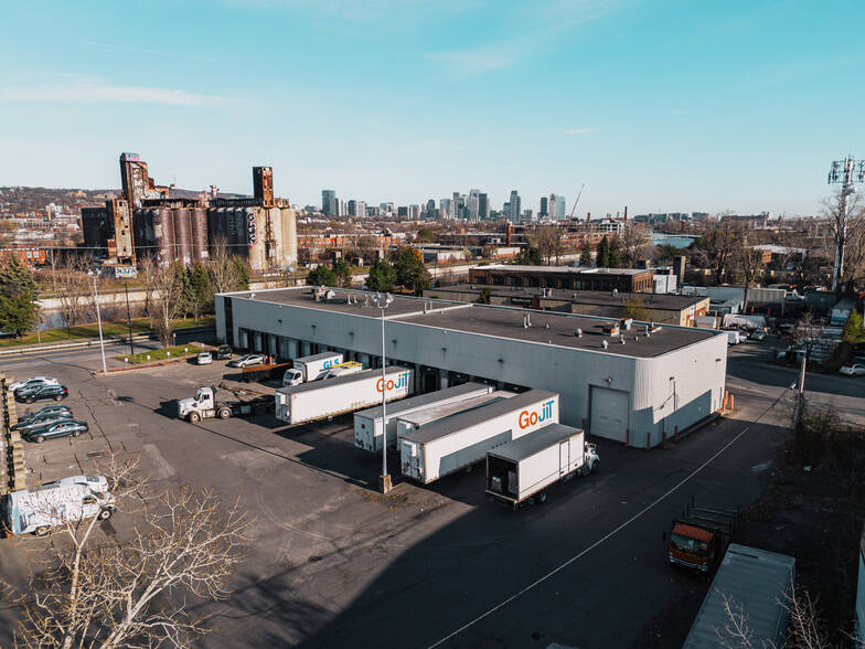 5005 Gilmore, Montréal, QC à louer - Photo de l’immeuble – Image 3 sur 10