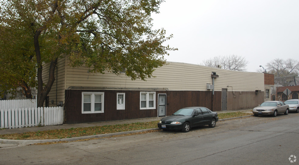 2701 W 47th St, Chicago, IL à louer - Photo de l’immeuble – Image 3 sur 5