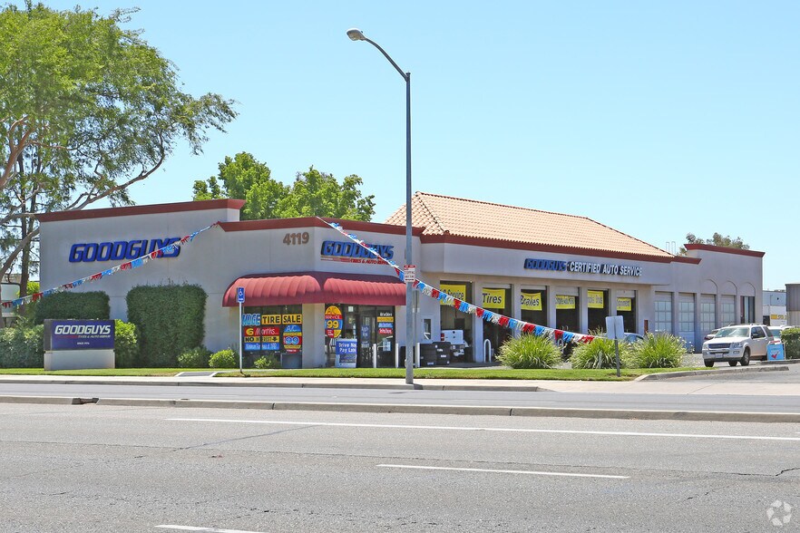 4119 W Shaw Ave, Fresno, CA à louer - Photo principale – Image 1 sur 4