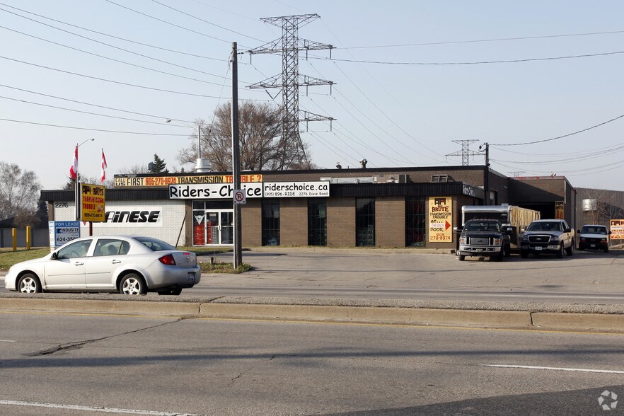 2280-2300 Dixie Rd, Mississauga, ON à louer - Photo de l’immeuble – Image 1 sur 13
