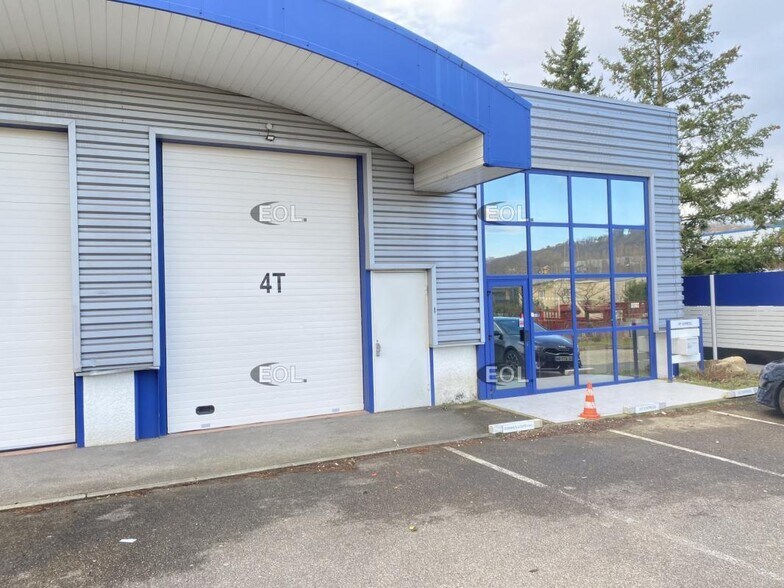 Industriel/Logistique dans Saint Genis Laval à louer - Photo de l’immeuble – Image 2 sur 13