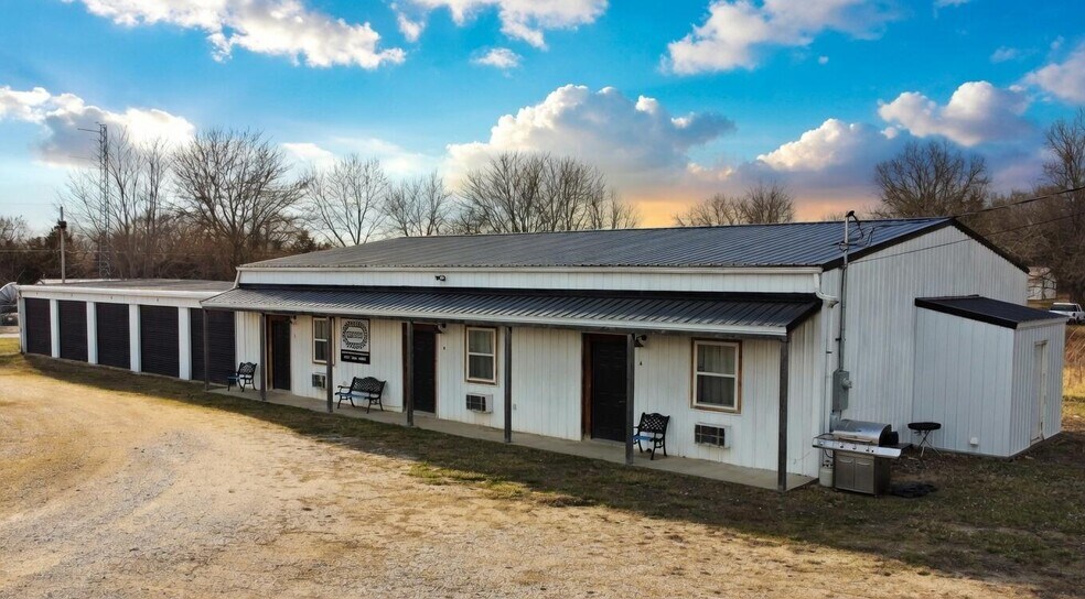 19265 US Highway 54, Wheatland, MO à vendre - Photo de l’immeuble – Image 2 sur 14