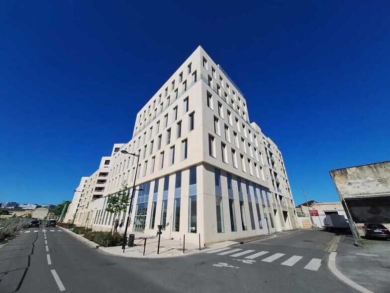 Bureau dans Bordeaux à louer - Photo de l’immeuble – Image 1 sur 61