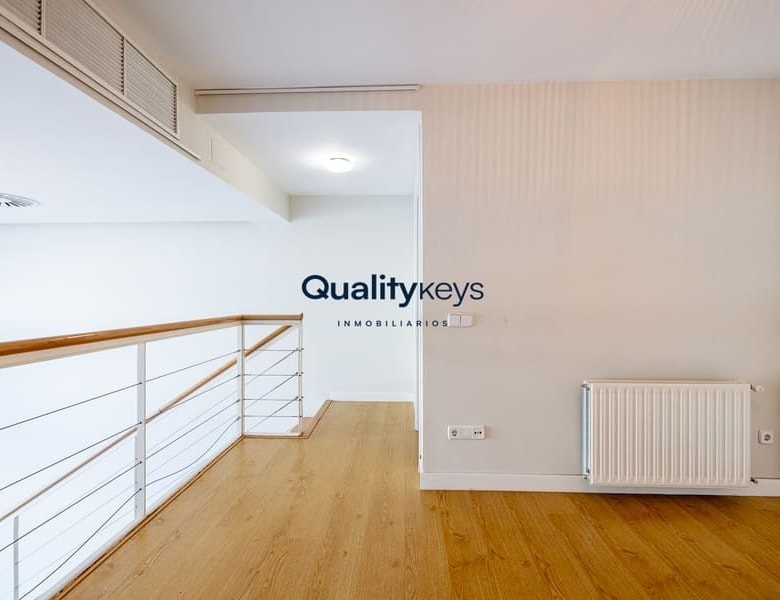 Madrid, MAD 28037 - Lot 209 - - Photo intérieure - Image 1 of 4