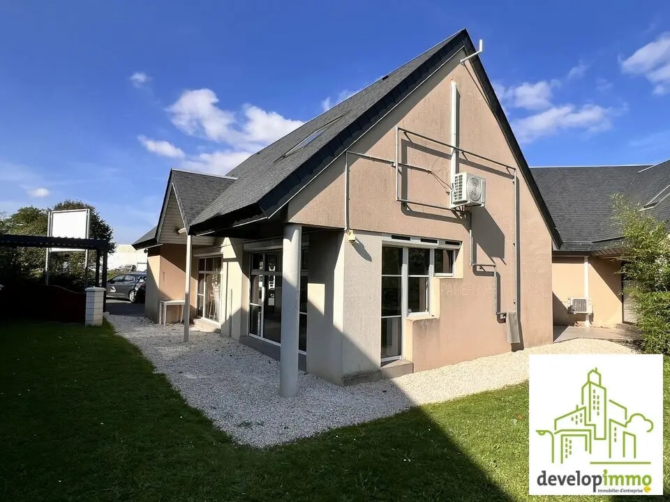 Local d’activités dans Bénouville à louer Photo de l’immeuble– Image 1 sur 13