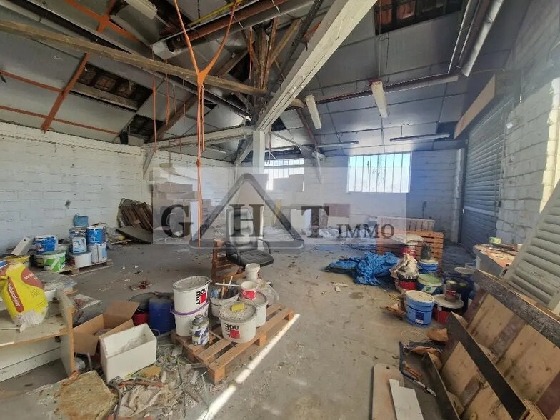 Industriel/Logistique dans Éragny à vendre - Photo de l’immeuble – Image 2 sur 10