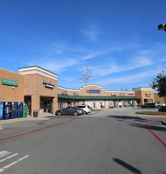 1511 Justin Rd, Lewisville, TX à louer - Photo de l’immeuble – Image 3 sur 5