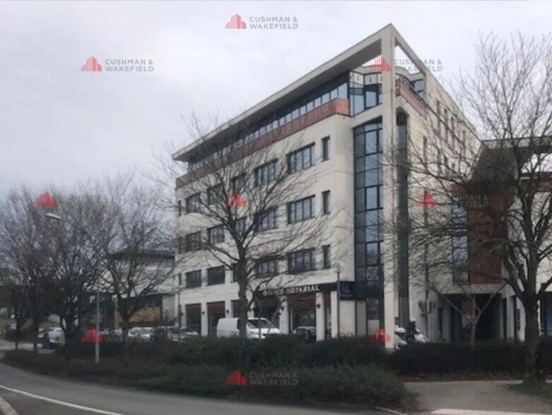 Bureau dans Besançon à louer - Photo de l’immeuble – Image 2 sur 5