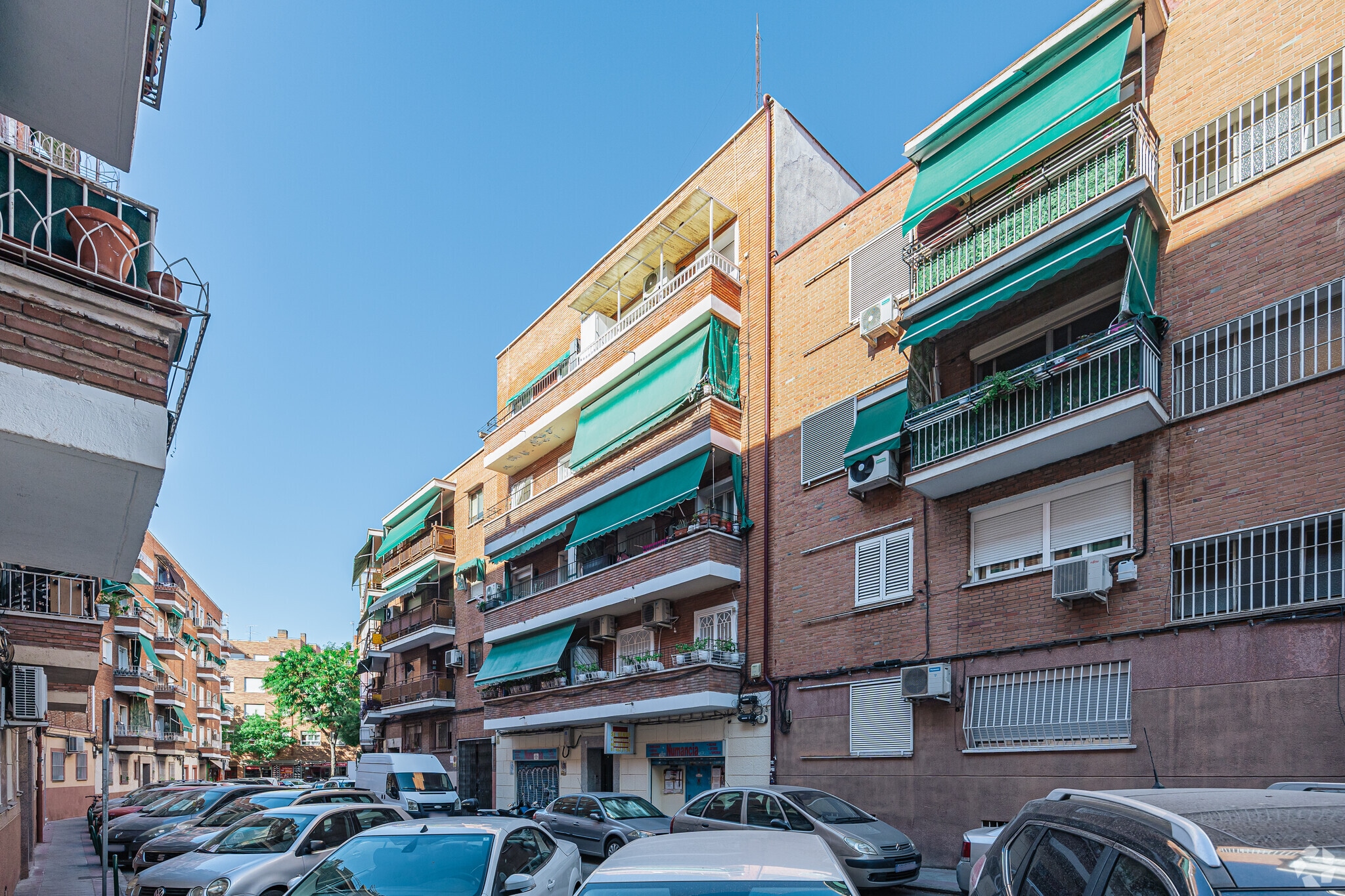 Calle de Jabiru, 8, Madrid, Madrid à vendre Photo principale– Image 1 sur 2