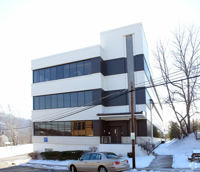 221 7th St, Pittsburgh, PA à louer - Photo principale – Image 1 sur 4