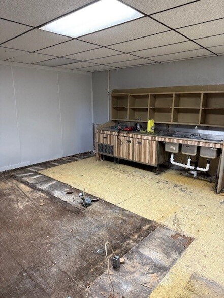 23 N Main St, Masontown, PA à louer - Photo intérieure – Image 3 sur 4