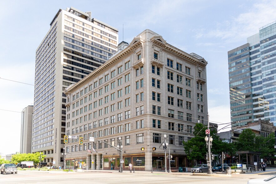 10 W Broadway, Salt Lake City, UT à louer - Photo principale – Image 1 sur 22