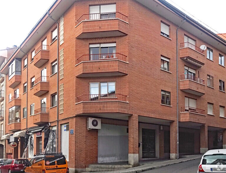 Calle Fivasa, 4, Ávila, Ávila à louer - Photo de l’immeuble – Image 2 sur 3